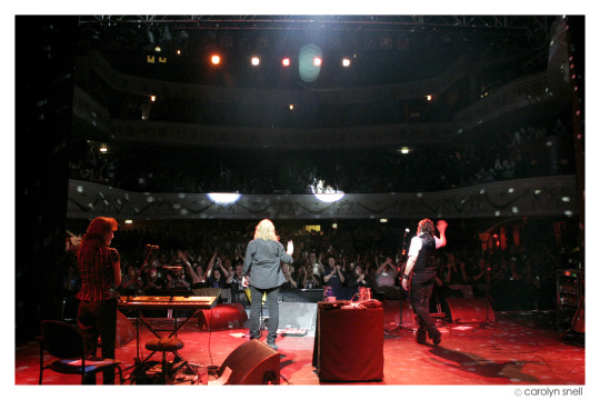 Carol, Emily, Amy at Shepherd’s Bush Empire, London, England - 10.25.09