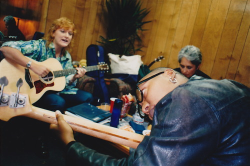 Emily, Me' shell, Joan
Lillith Fair 1998